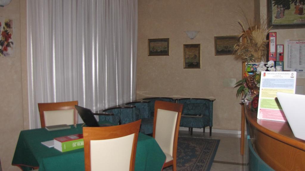 Albergo La Primula Chianciano Terme Exterior foto